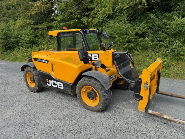 JCB525-60 AGR PLUS